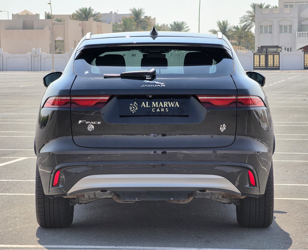جاكوار اف بيس موديل 2021 - 5