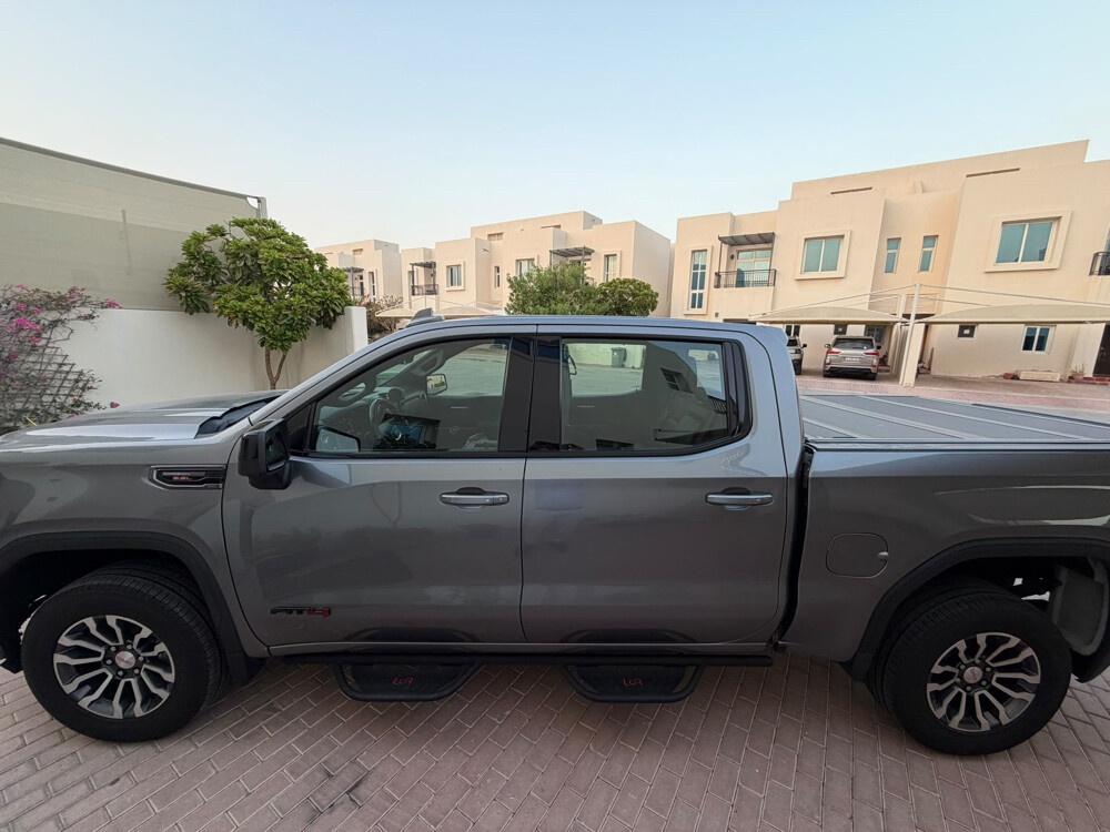 GMC SierraAT4 Carbon Pro 6.2 L 2021 - 3