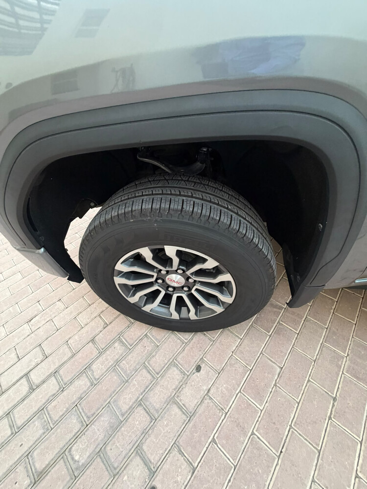 GMC SierraAT4 Carbon Pro 6.2 L 2021 - 8