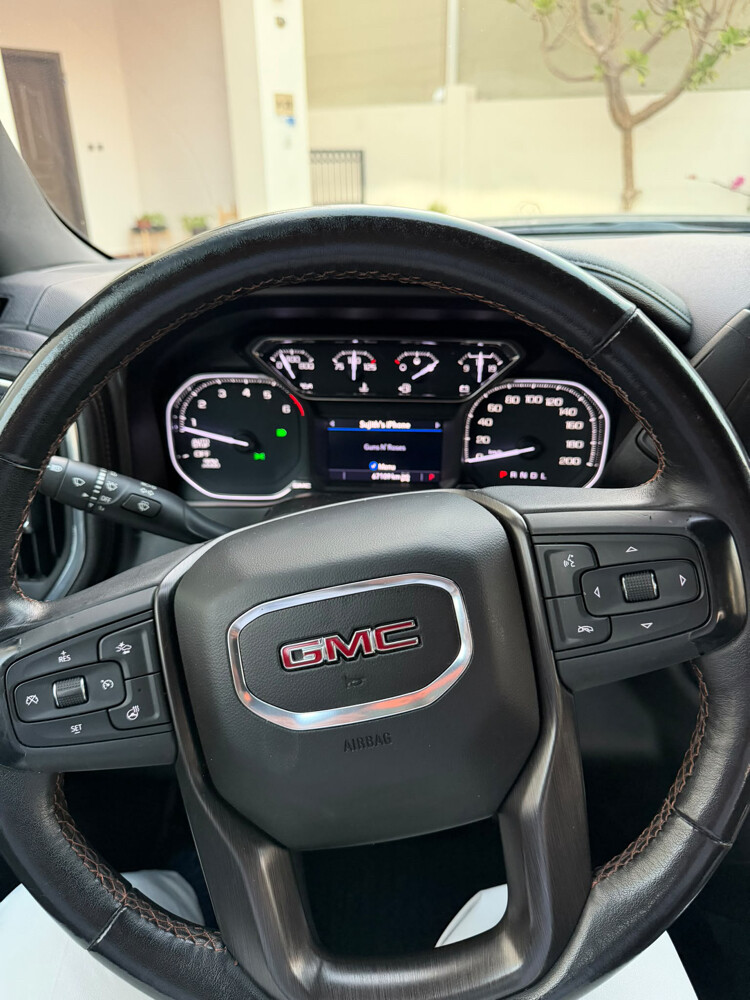 GMC SierraAT4 Carbon Pro 6.2 L 2021 - 6