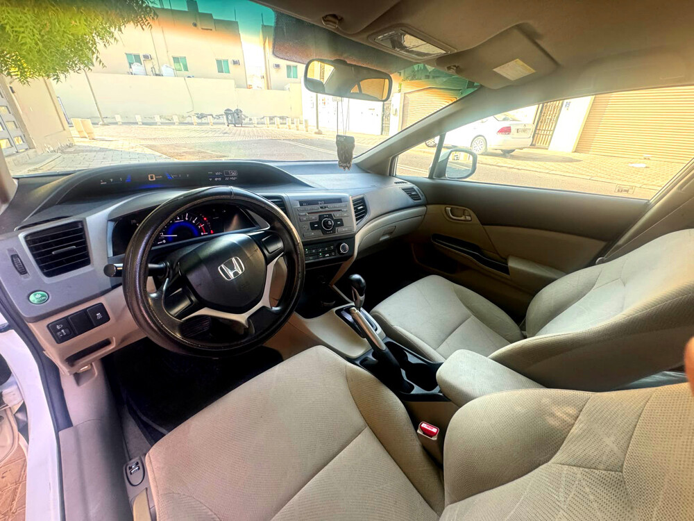 Honda Civic 2012 – Excellent Condit - 2