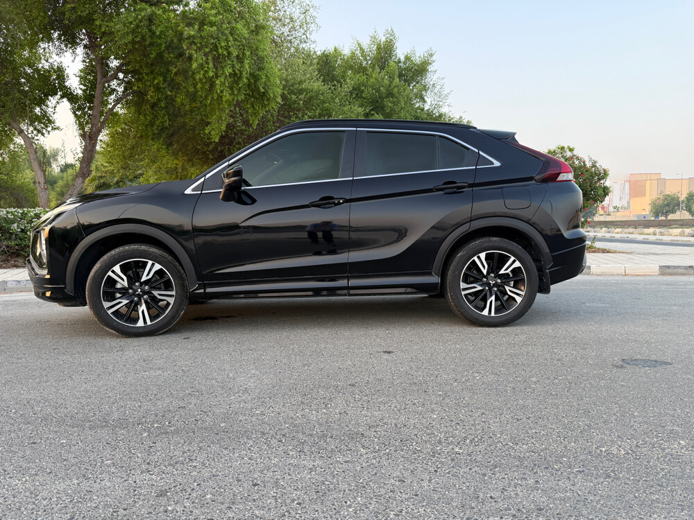 Mitsubishi Eclipse Cross SUV 2025 - 3