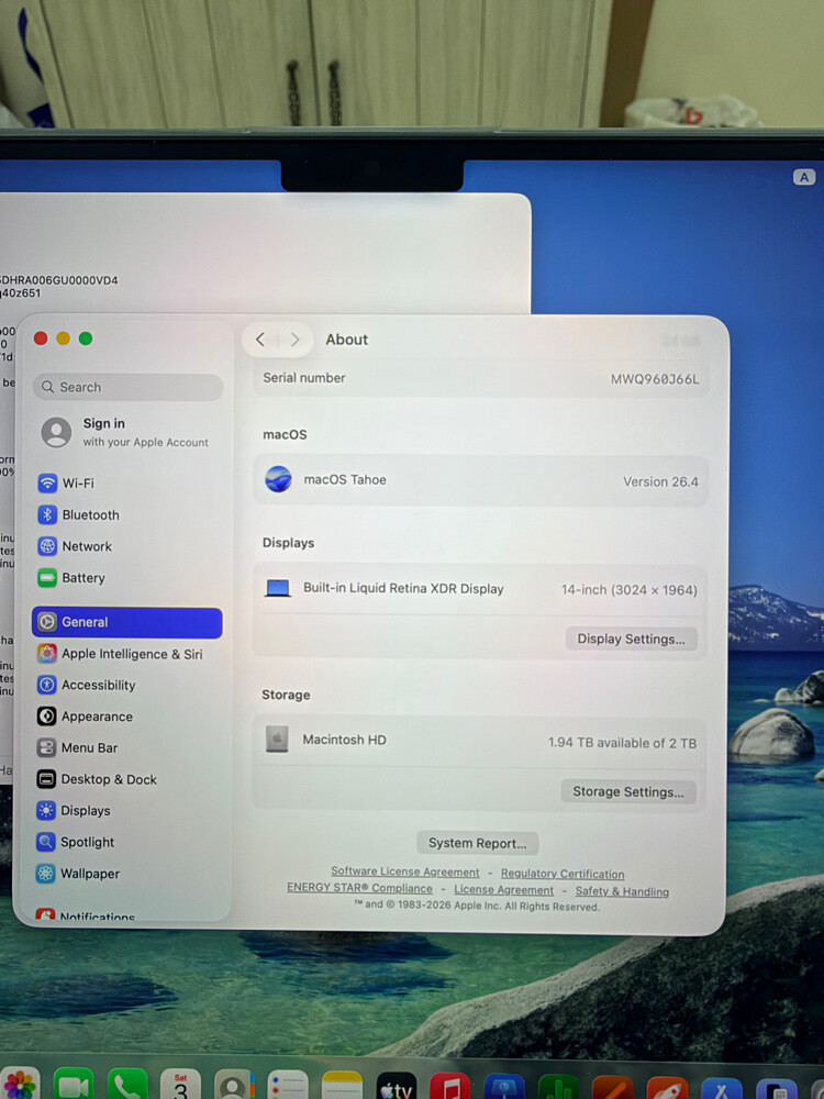 MacBook Pro 14 M5 24GB 2GB Black - 2
