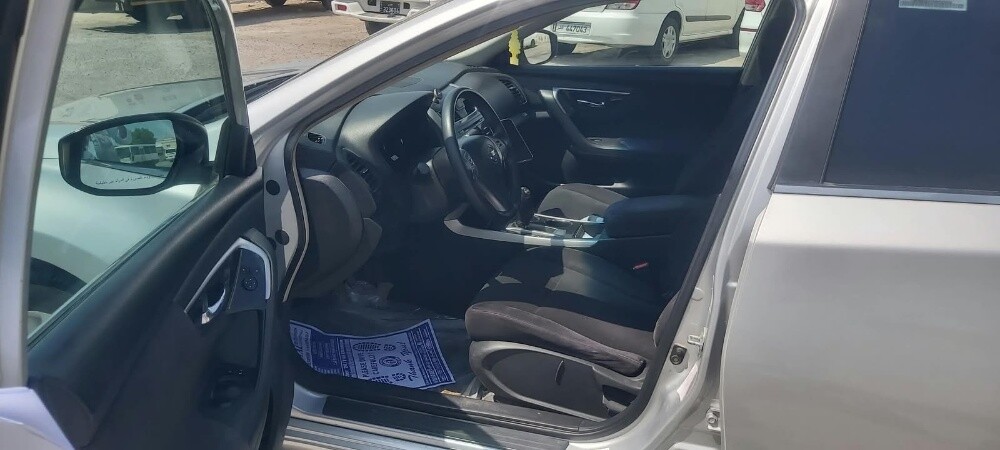 Nissan Altima SV  2013 - 4