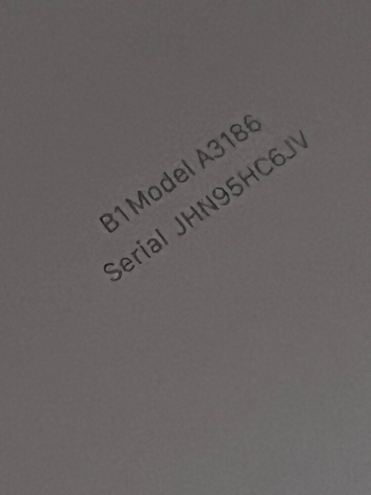 New MacBook M4 Max 64R 2TB 40GPU - 6