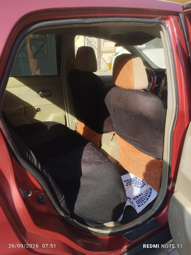 Nissan Tiida 2008 - 5