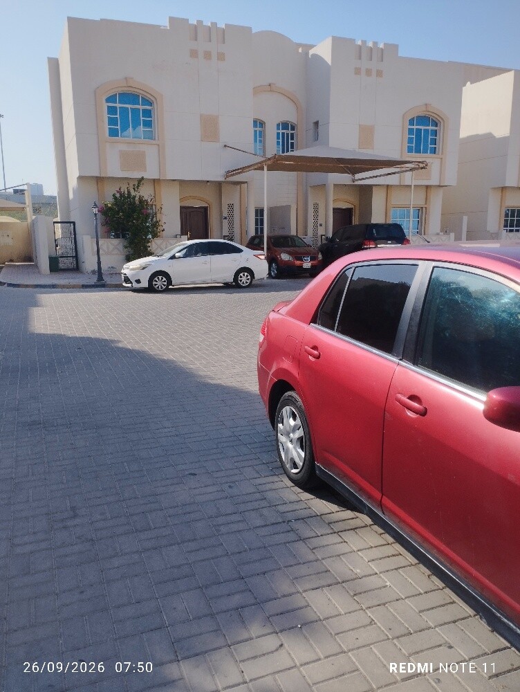 Nissan Tiida 2008 - 1