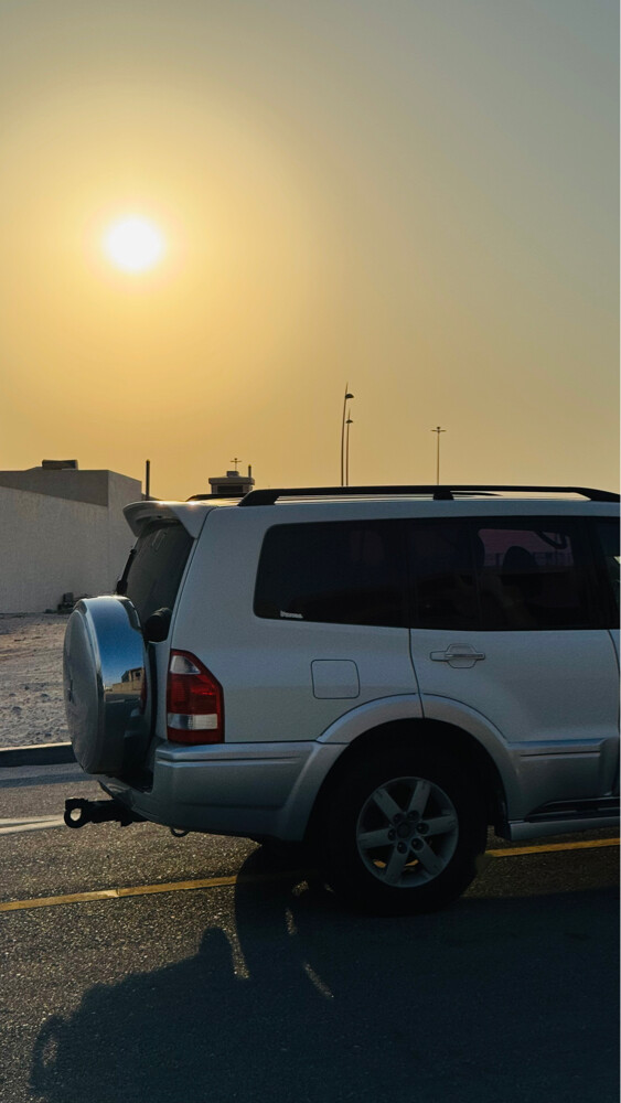 URGENT SALE – Mitsubishi Pajero2005 - 4
