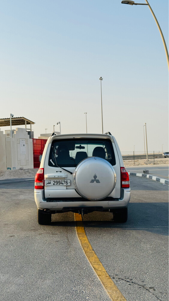 URGENT SALE – Mitsubishi Pajero2005 - 2