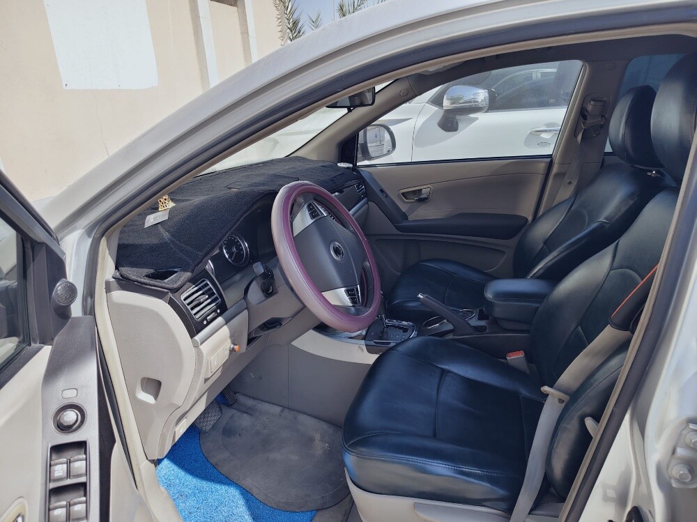 Neat and good condition car with excellent Ac and gear. Reason for selling got company car. price is negotiable. contact @ +974 33186737 - 5
