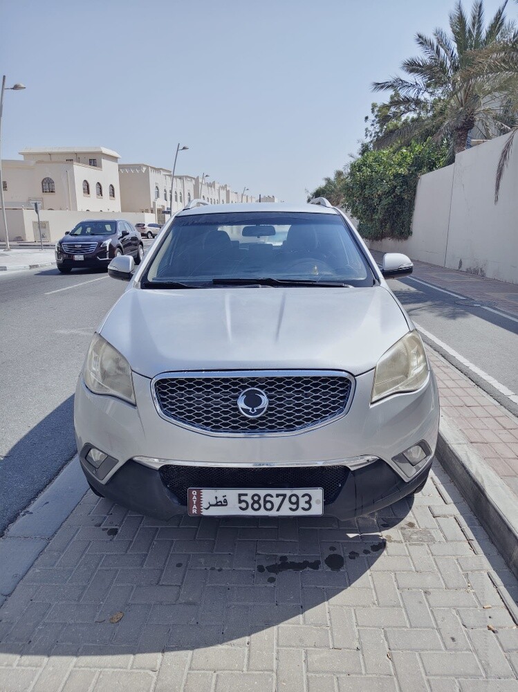 Neat and good condition car with excellent Ac and gear. Reason for selling got company car. price is negotiable. contact @ +974 33186737 - 8