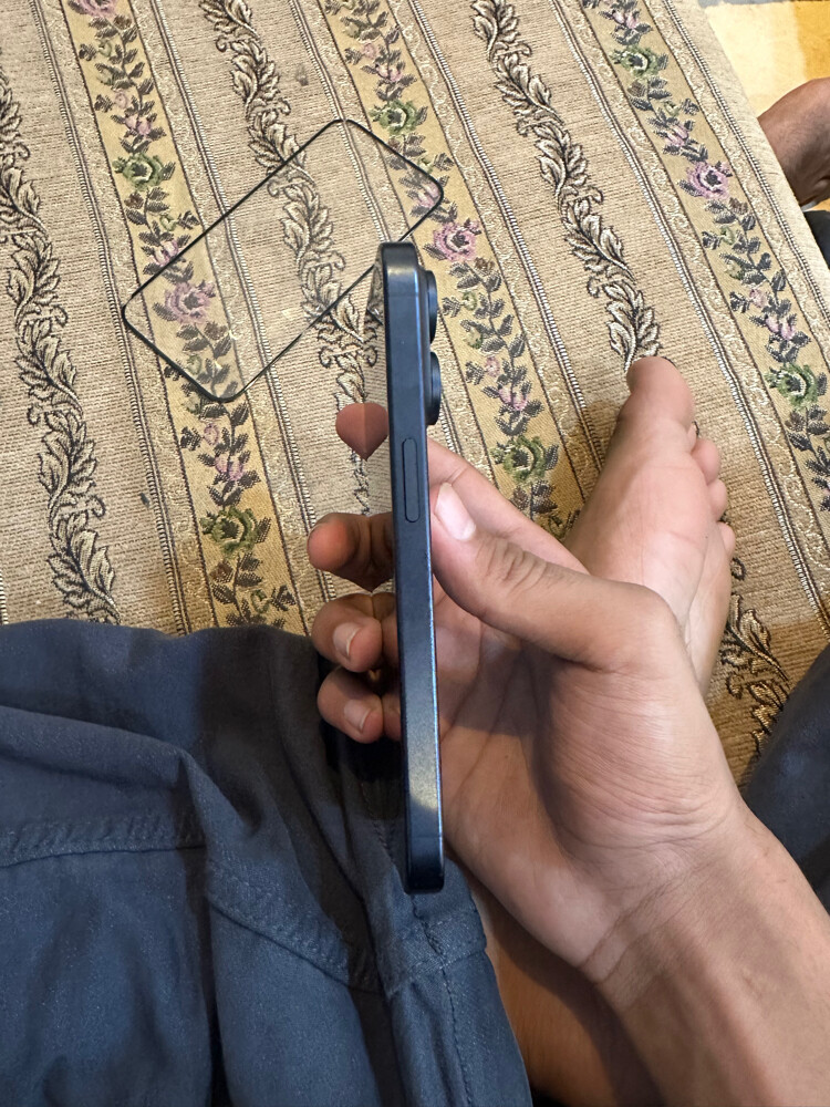 iPhone 15 pro  - 4