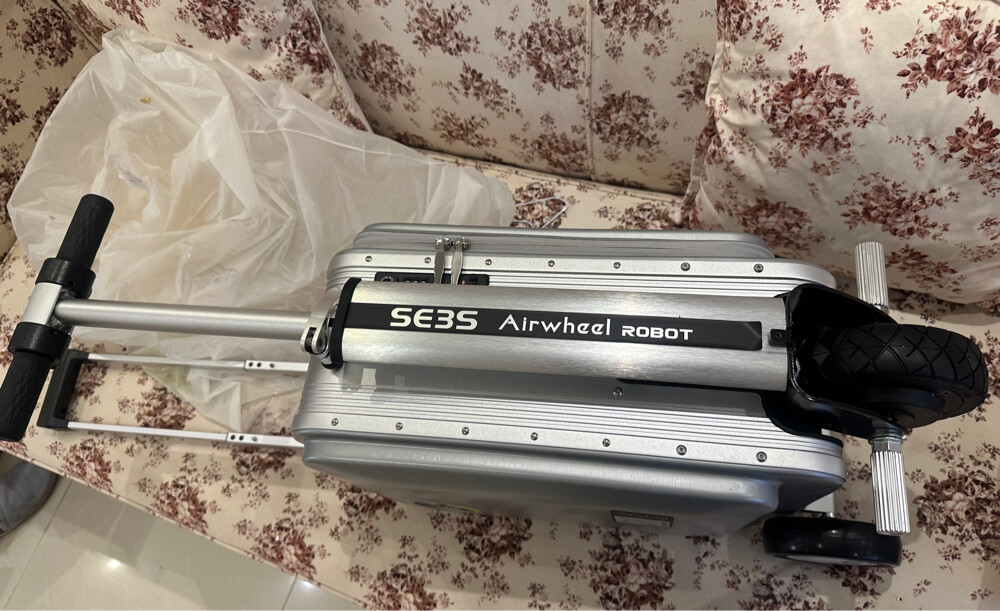 Air Wheels travel bag  - 6