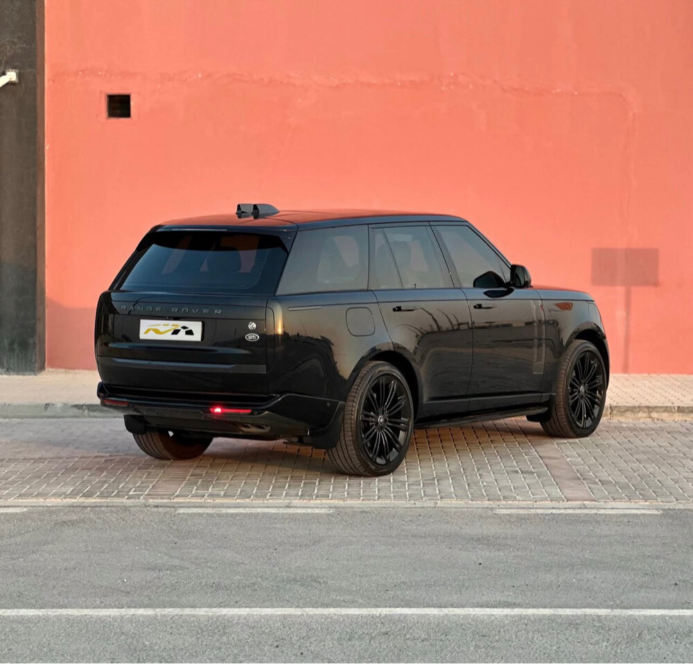 Range Rover Black Shadow (inspected - 4