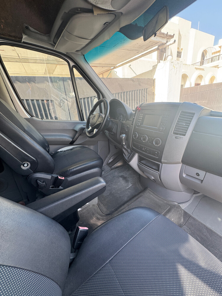 mercedes benz sprinter - 4