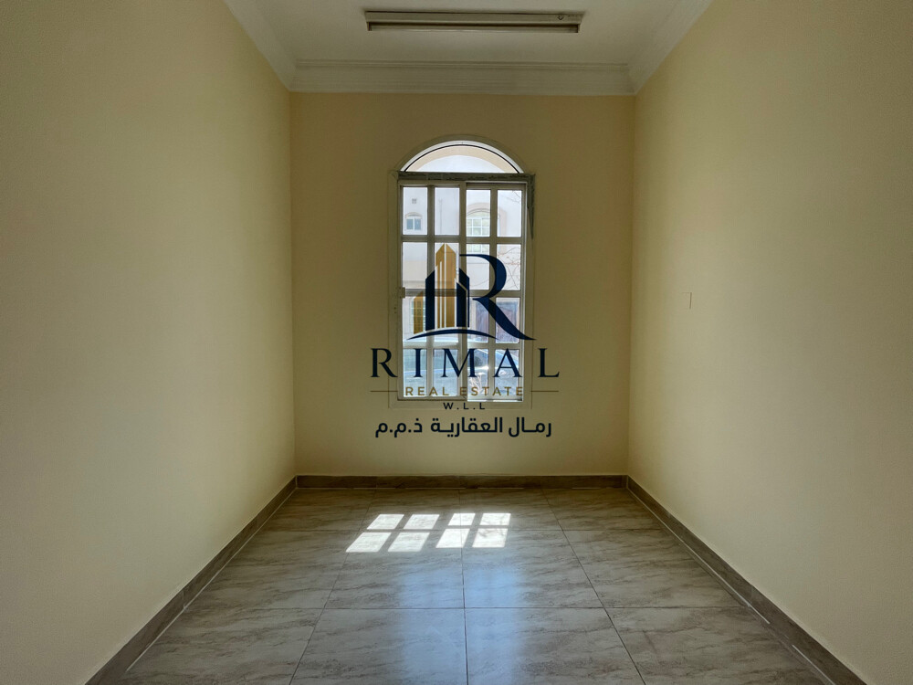للايجار فيلا داخل مجمع عين خالد - 2