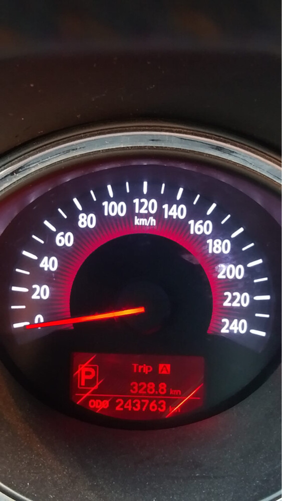 للبيع كيا سورينتو موديل ٢٠١١ - 2