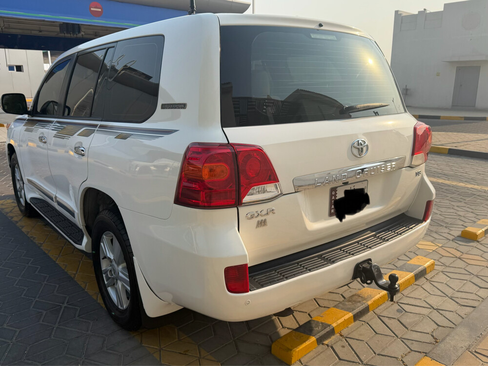 Land Cruiser - 3