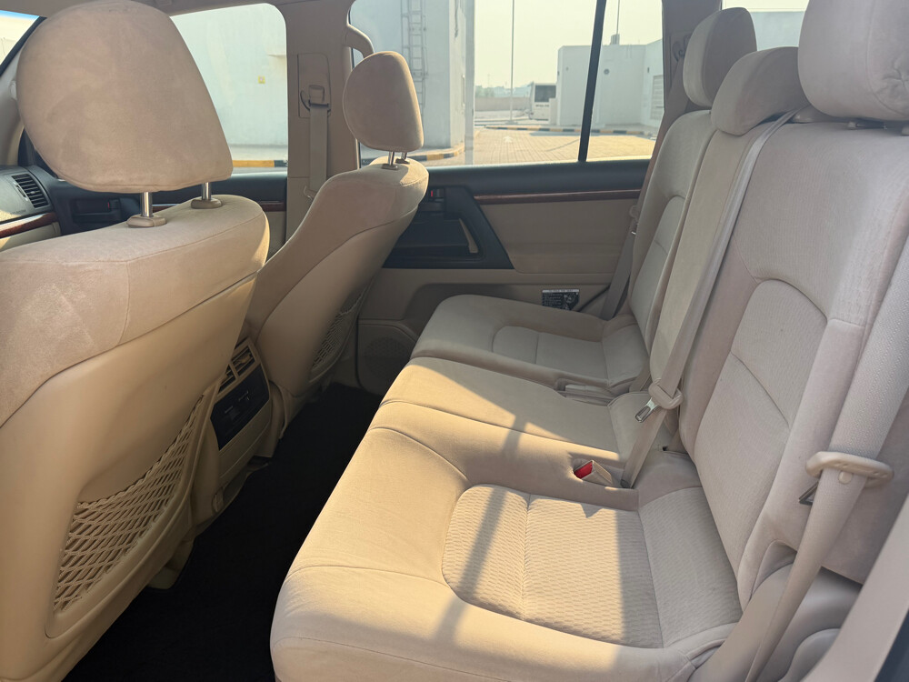 Land Cruiser - 6
