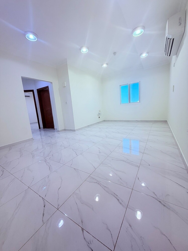 spacious 2 BHK Apartment Old airpot - 8