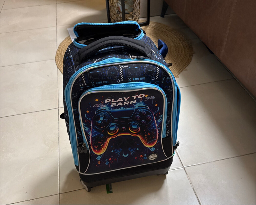 Children's bags for sale—most are n - 3