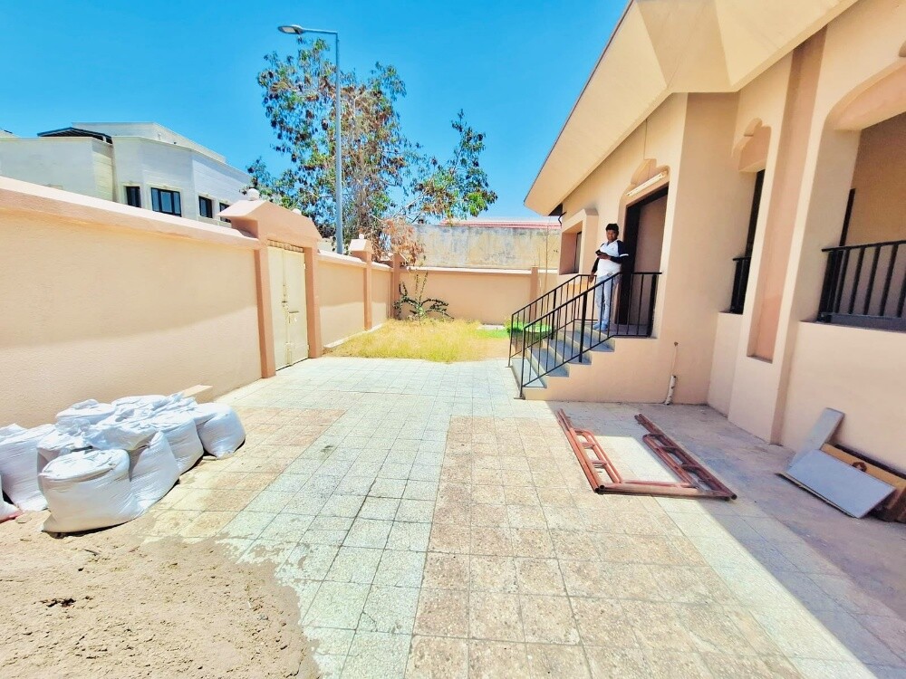 Spacious 3 BHK Villa in old airpot - 8