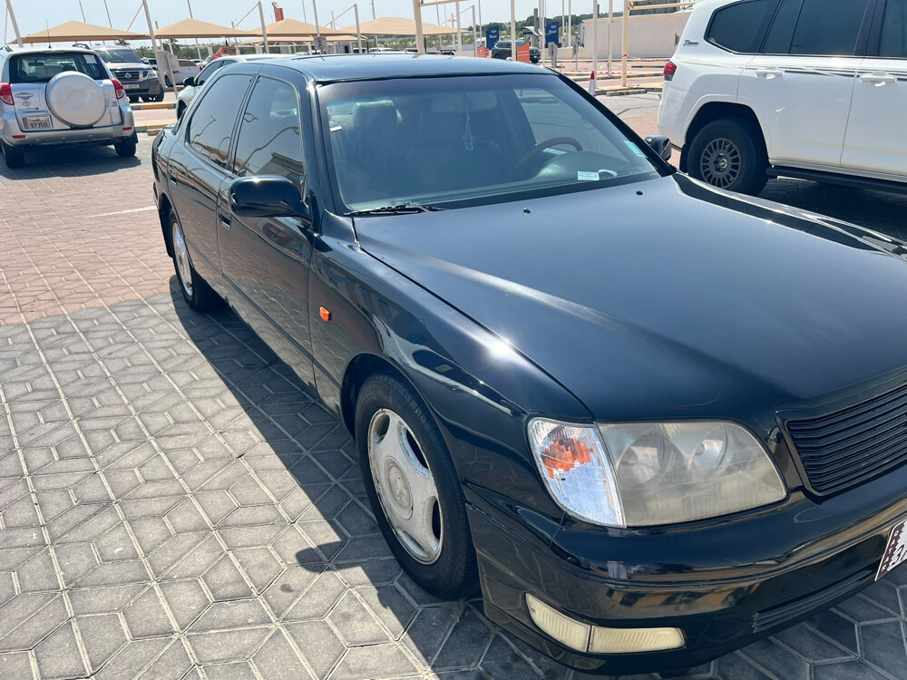 لكزس - 1