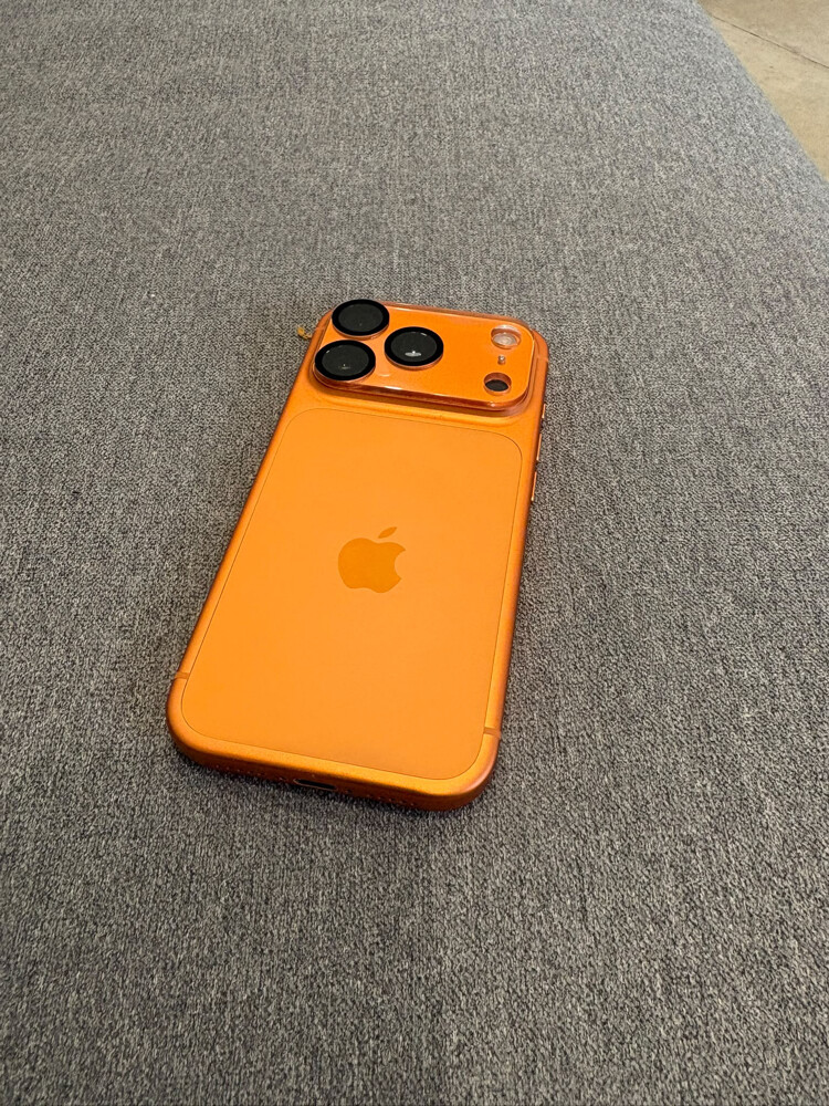 iPhone 17 pro  - 2