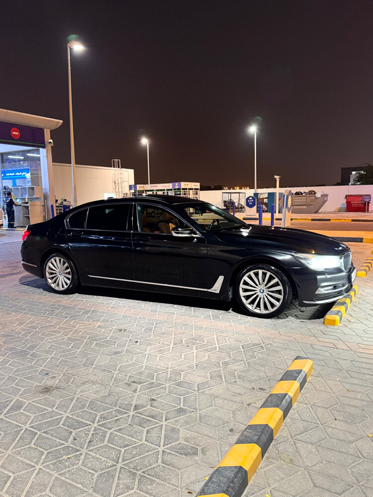 2019 BMW 730 Li - 6