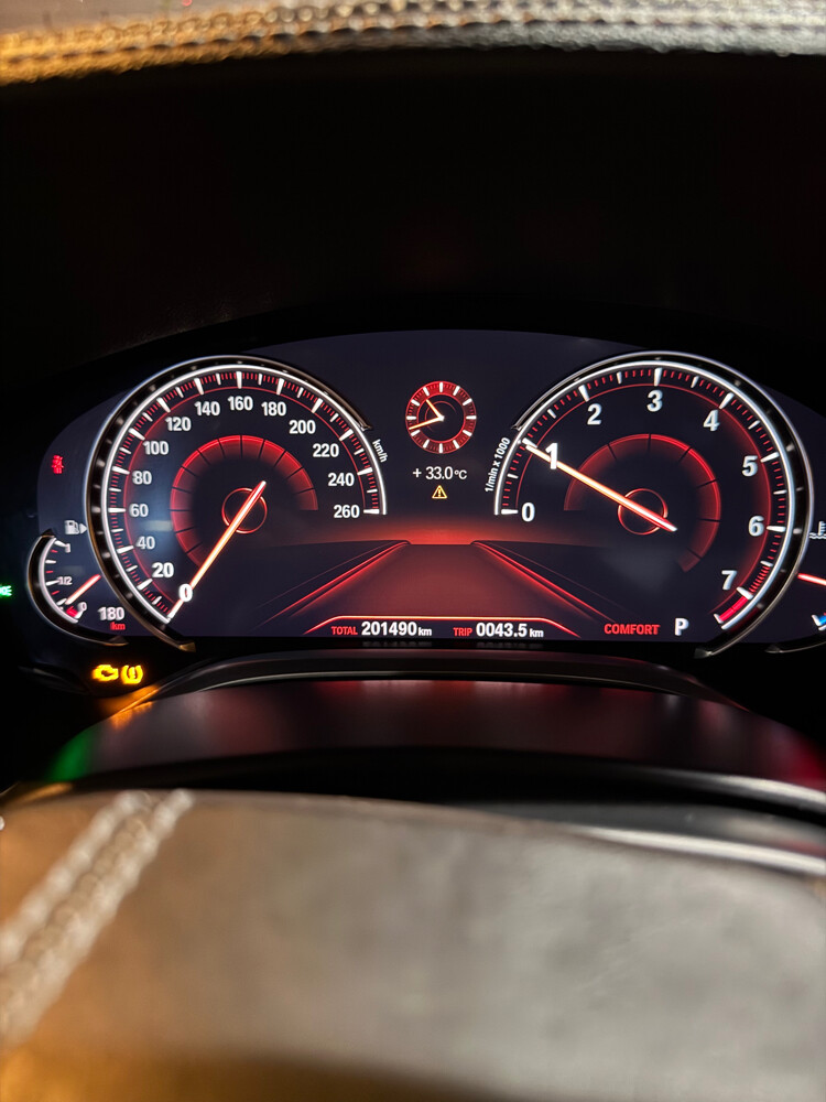 2019 BMW 730 Li - 9