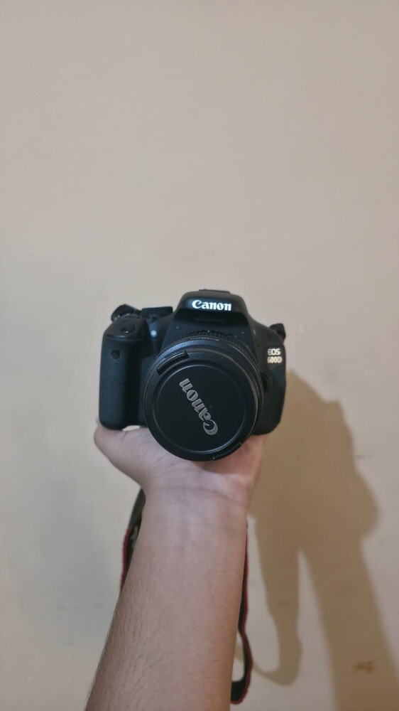 canon EOS 600D DSLR - 4