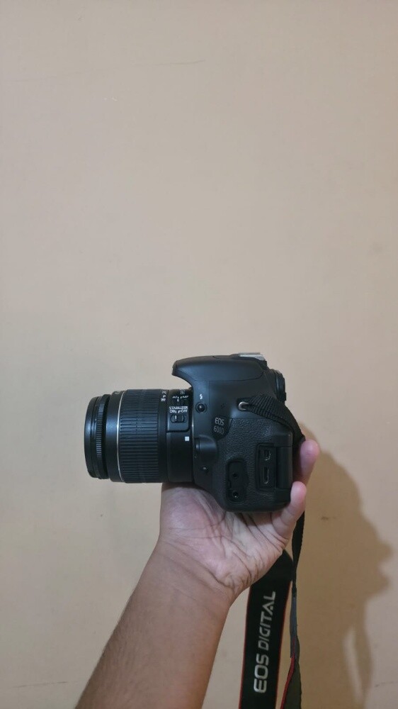 canon EOS 600D DSLR - 7