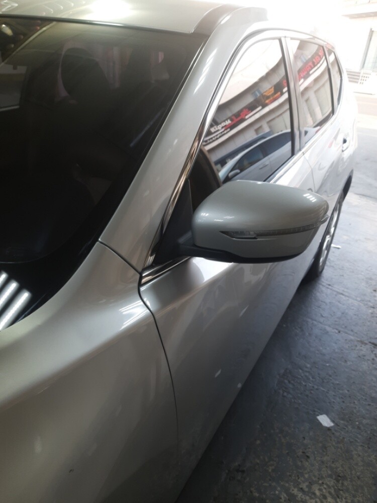 Nissan X Trail excellent condition mailage 32000 Estemarah until - 2