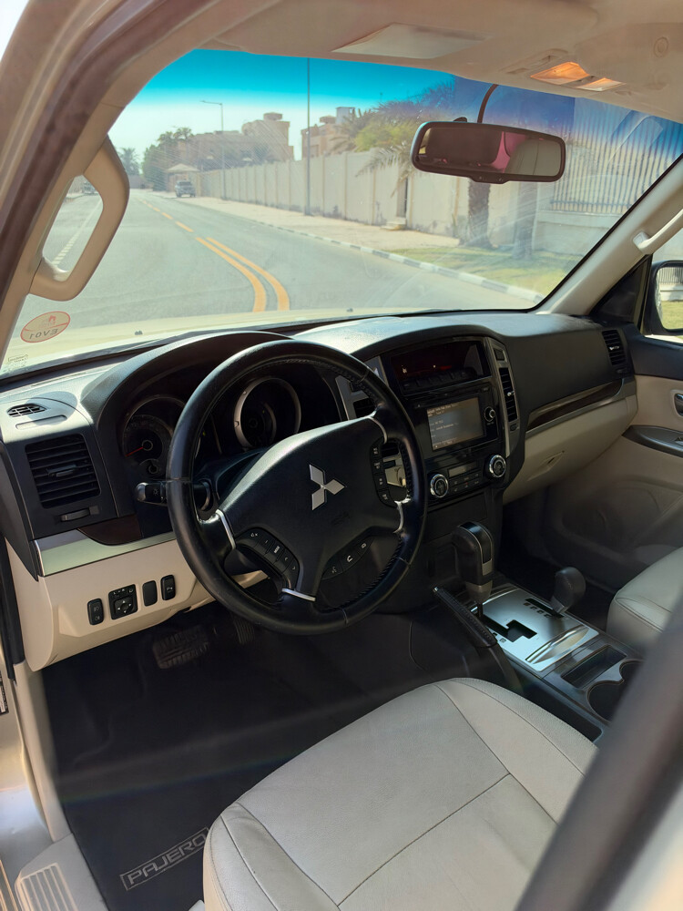 2018 Pajero 3.8 full - 7