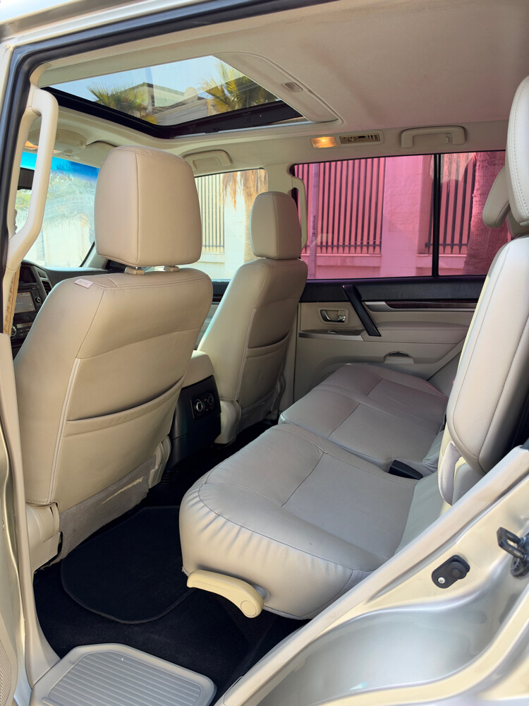 2018 Pajero 3.8 full - 6