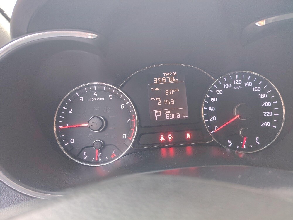 77366595 - 4