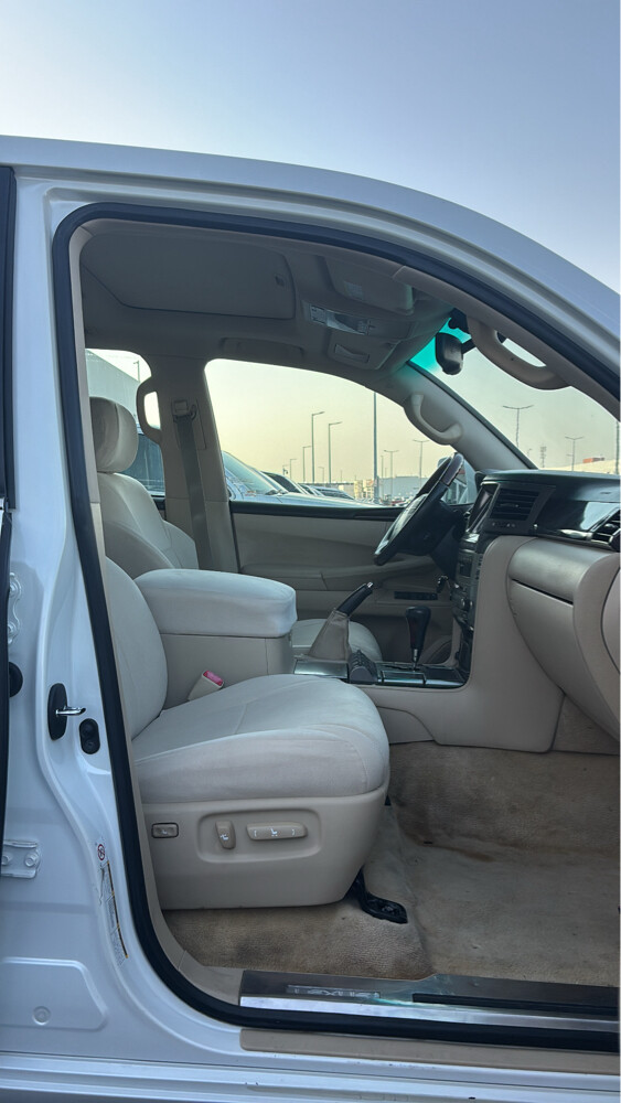 For Sale Lexus570. 2010 - 6