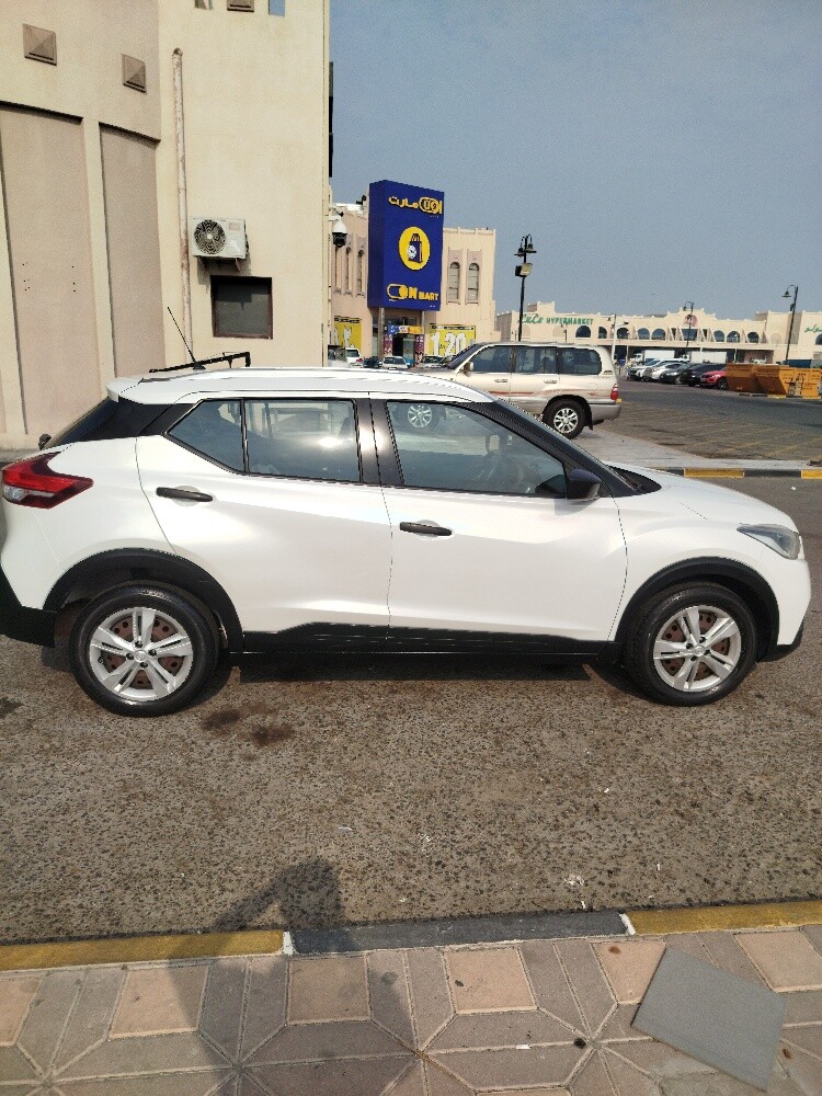 nissan kicks - 18