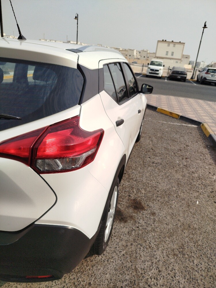 nissan kicks - 8