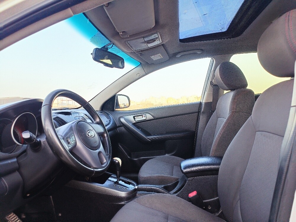 Kiya cerato 2010 - 6