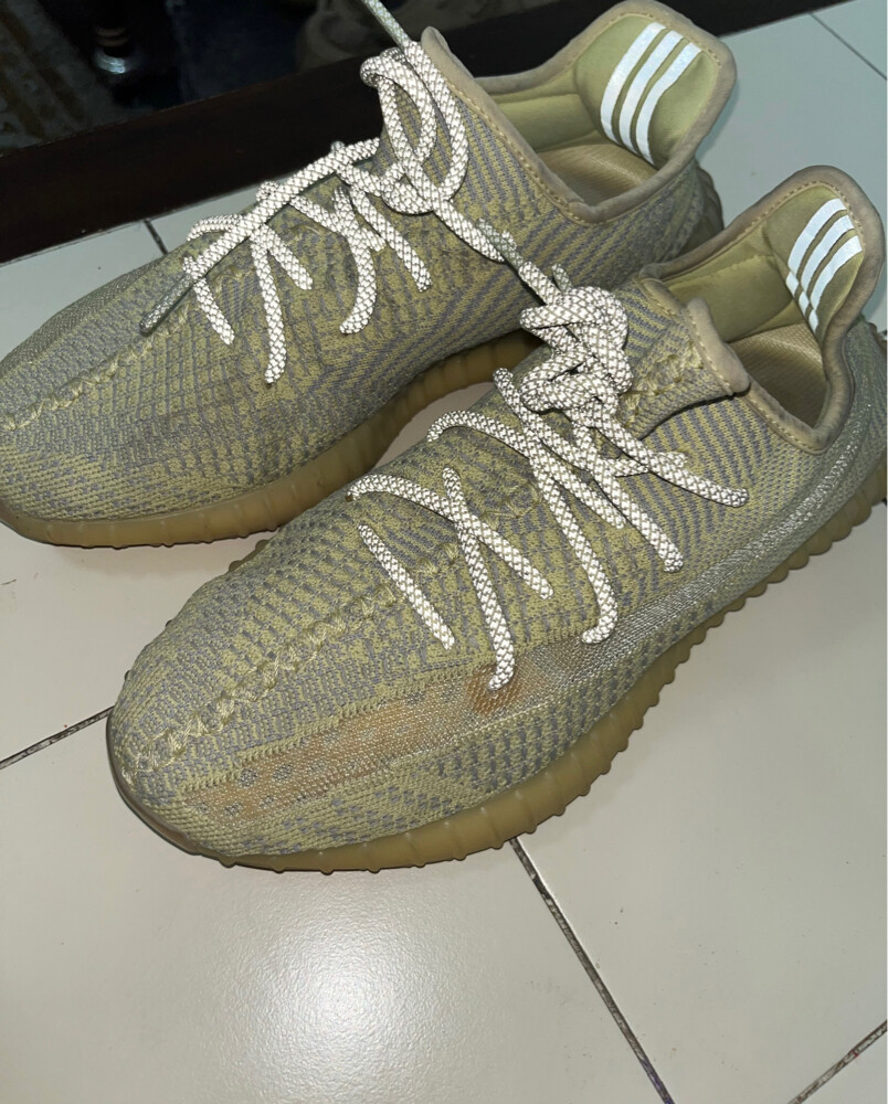 yeezy boost - 4