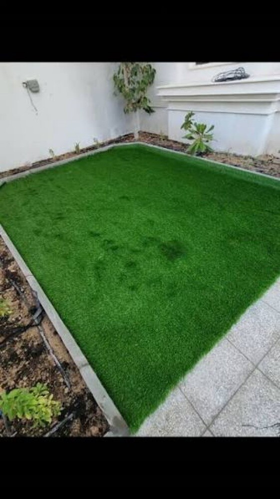 Artificial grass carpet and decor - 5
