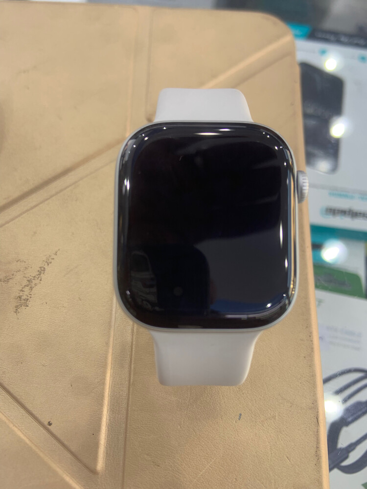 Apple Watch Ultra 2 & Apple Watch11 - 1