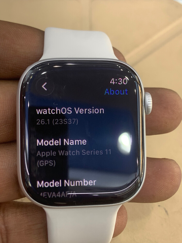 Apple Watch Ultra 2 & Apple Watch11 - 3