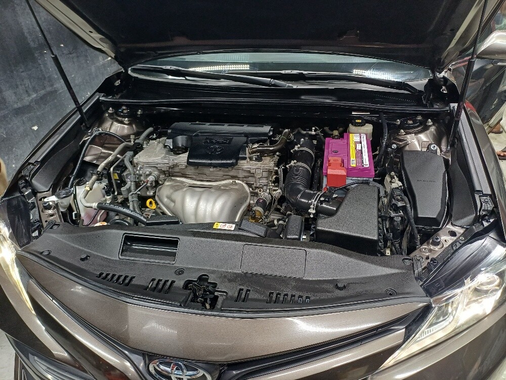 Excellent camry 2019 GLE for sale - 9