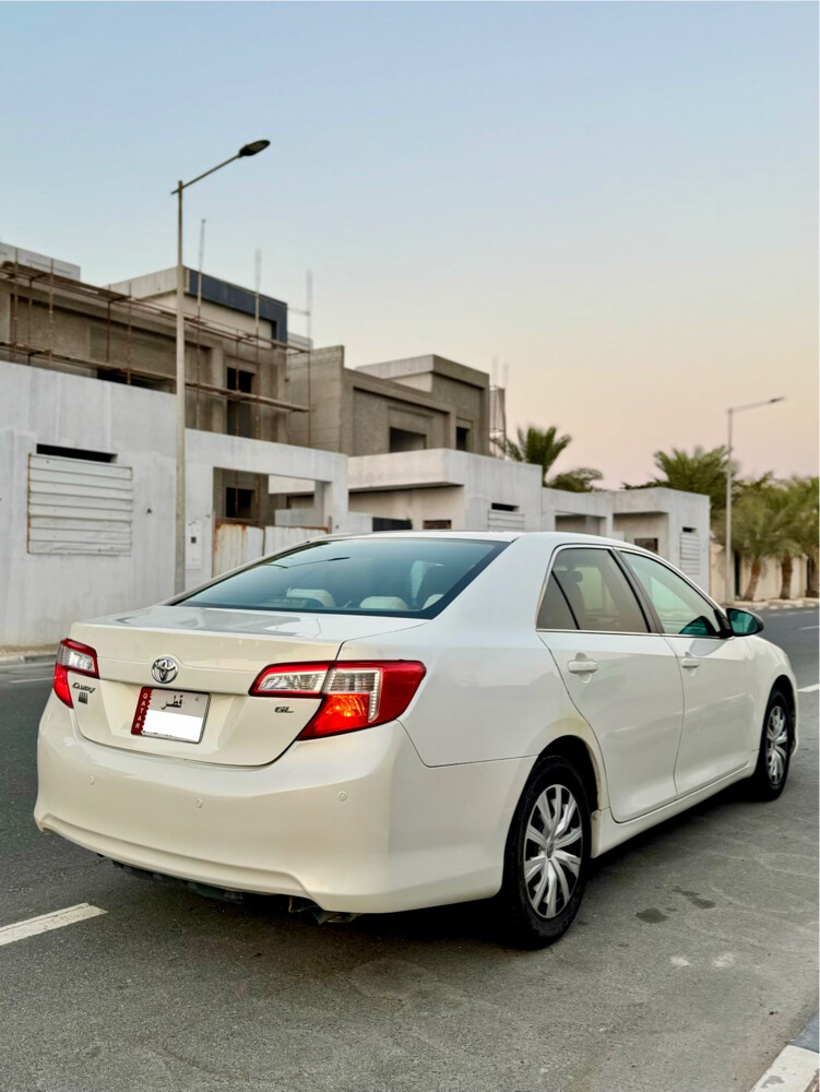 Toyota Camry GL 2015 - 2