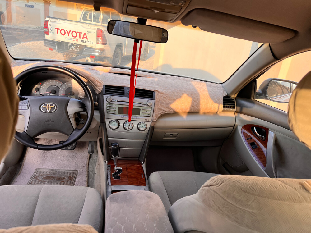 TOYOTA CAMRY GLX 2007 last model  - 5