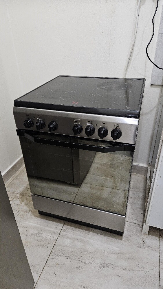 Look like new cooking oven for sell - 1