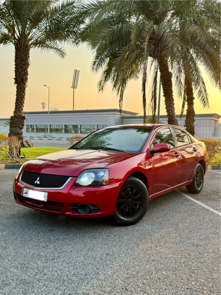 Mitsubishi Galant 2011 - 1