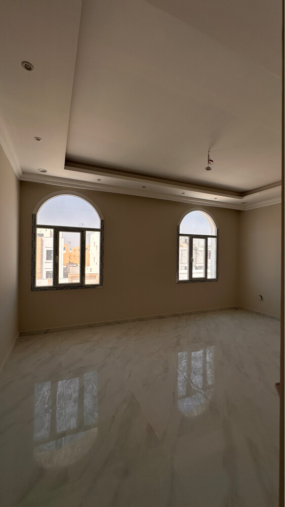 ام صلال علي 620 م - 9